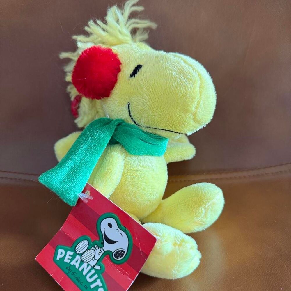 Peanuts Yellow Stuffed-animals